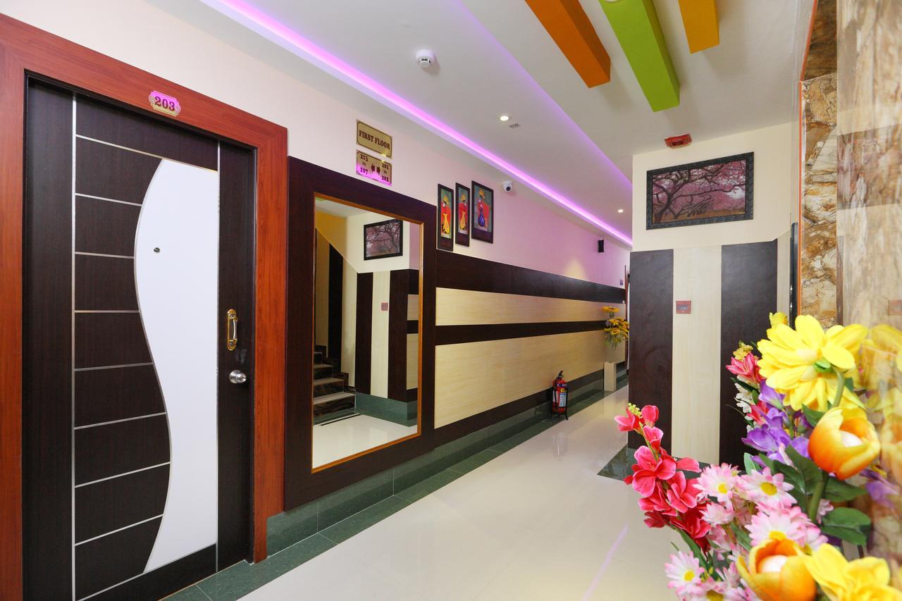 Royal Grand Bed & Breakfast Tambaram Exterior photo