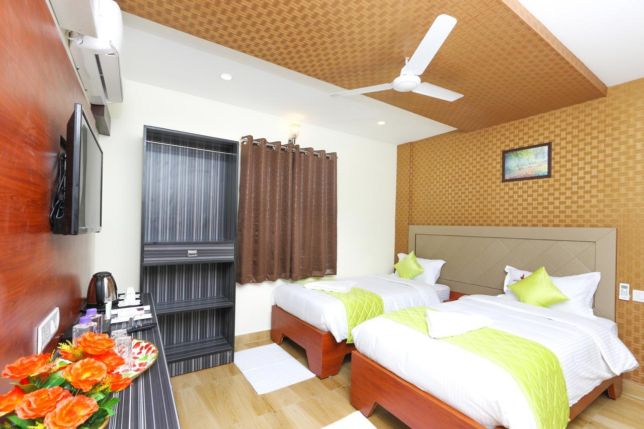 Royal Grand Bed & Breakfast Tambaram Exterior photo