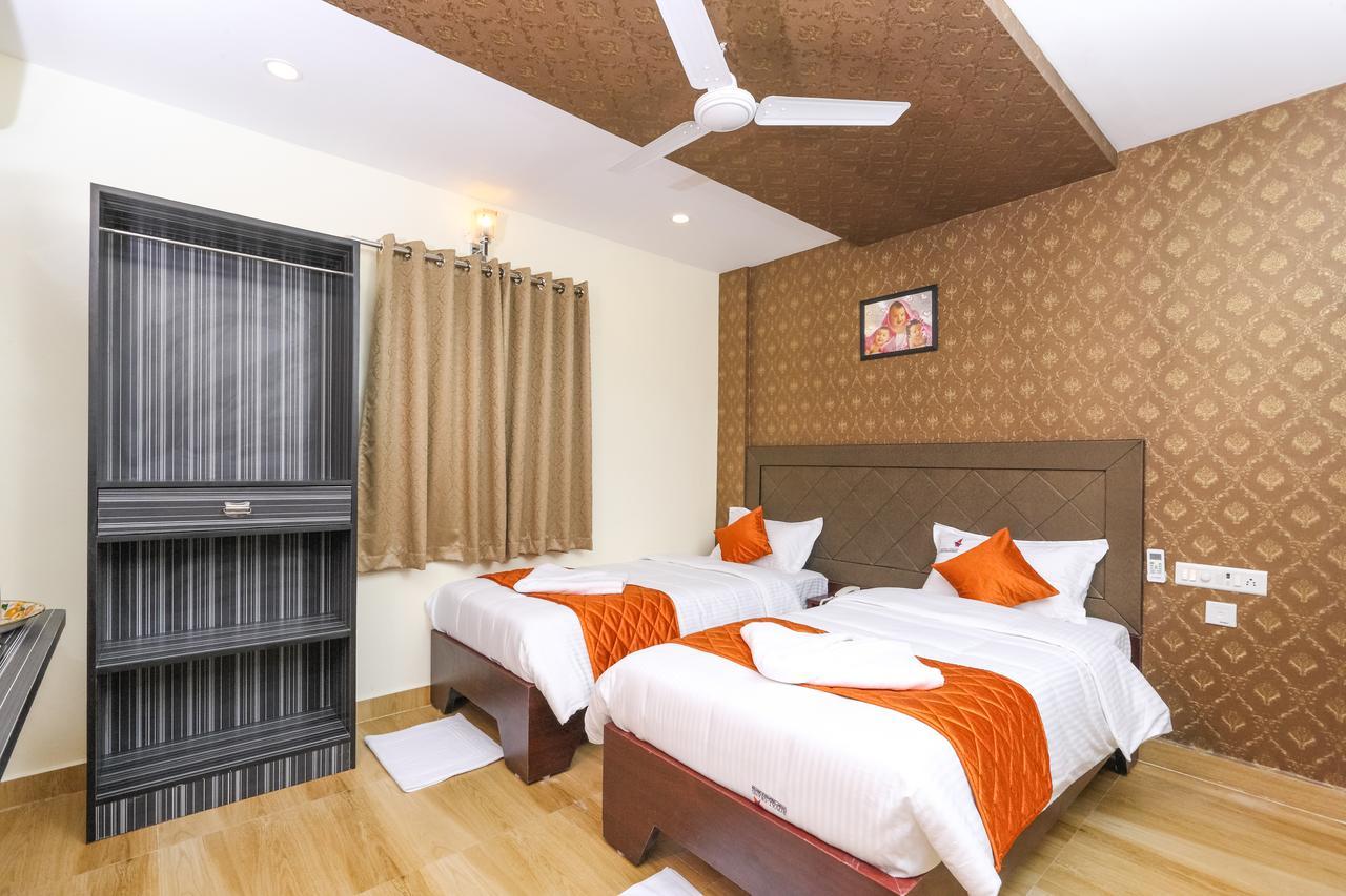 Royal Grand Bed & Breakfast Tambaram Exterior photo